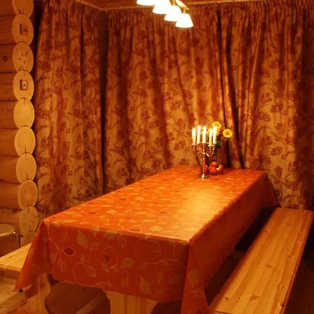 Hallantahti Cottages Ukkohalla